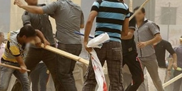 10 دنانير أشعلت مشاجرة في النقرة 10 دنانير أشعلت مشاجرة في النقرة