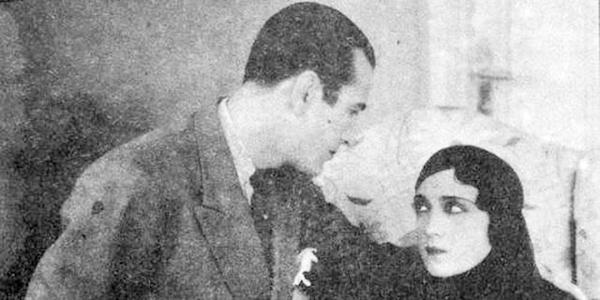 بهيجة حافظ تعيد تصوير الضحايا