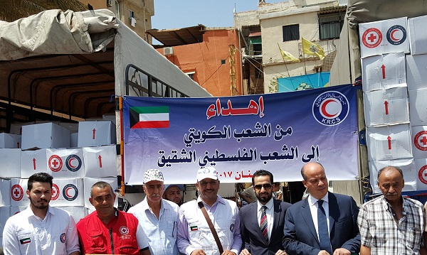 الكويت توزع مساعدات على 5000 أسرة فلسطينية بلبنان