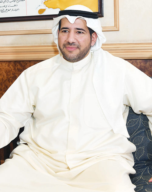 عبدالله الأحمد:<br />
عبدالله الأحمد:<br />
