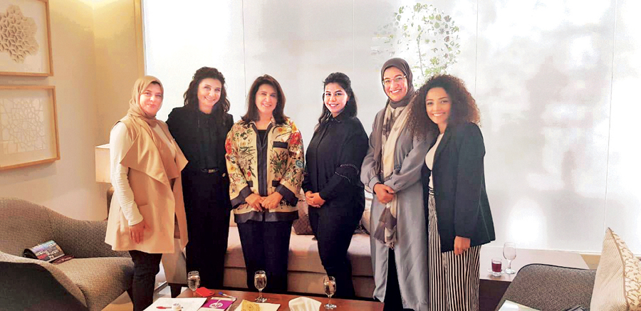 الأنصاري وعز الدين وعضوات في جمعية «سدرة» | القبس الأنصاري وعز الدين وعضوات في جمعية «سدرة» | القبس