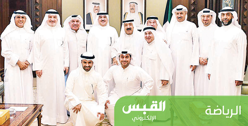 ناصر الصباح يستقبل مجلس إدارة النادي العربي ناصر الصباح يستقبل مجلس إدارة النادي العربي