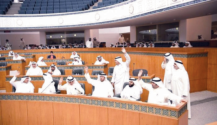 جانب من جلسة التصويت على قانون التقاعد المبكر | أرشيفية جانب من جلسة التصويت على قانون التقاعد المبكر | أرشيفية